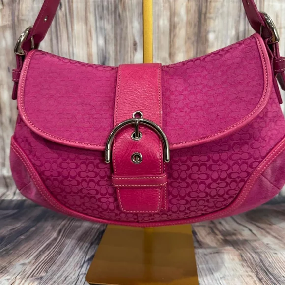 Coach Pink Soho Hobo shoulder bag - Picture 2 of 8